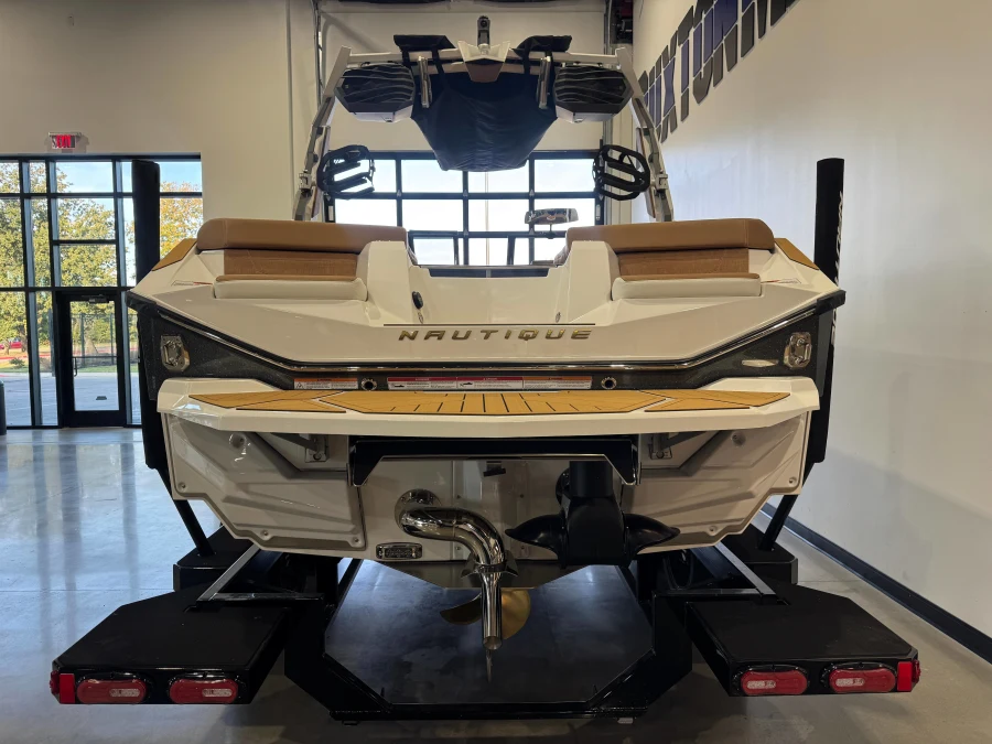 2027-nautique-s23-146855-image6