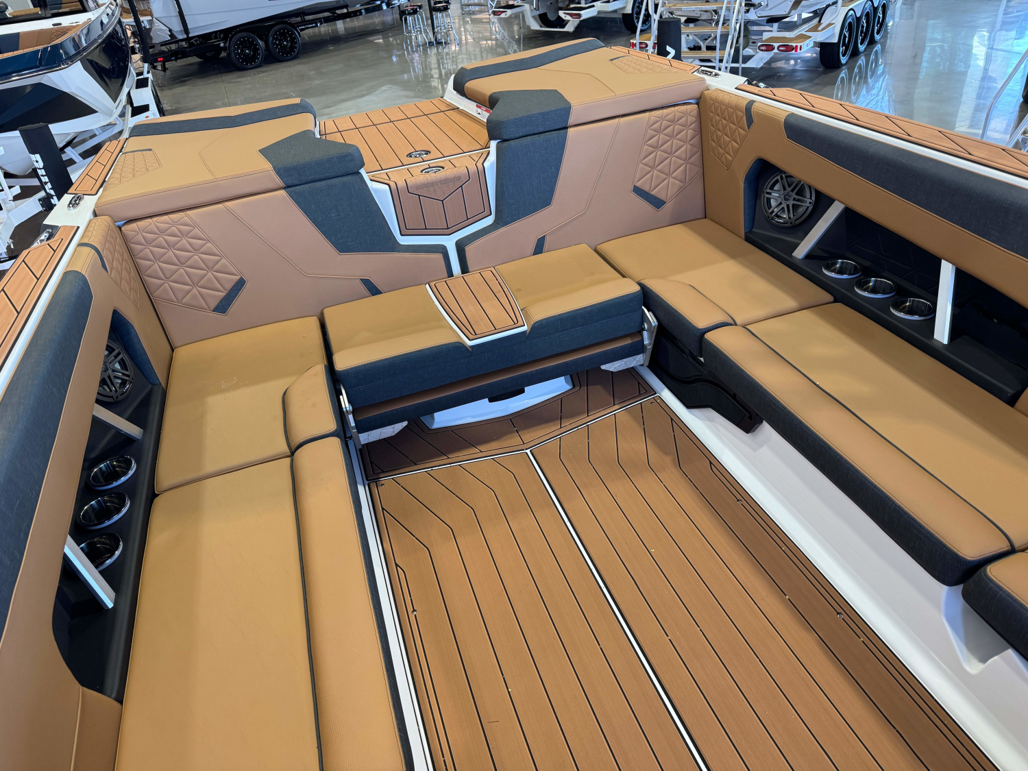 2027 Nautique Super Air Nautique GS24