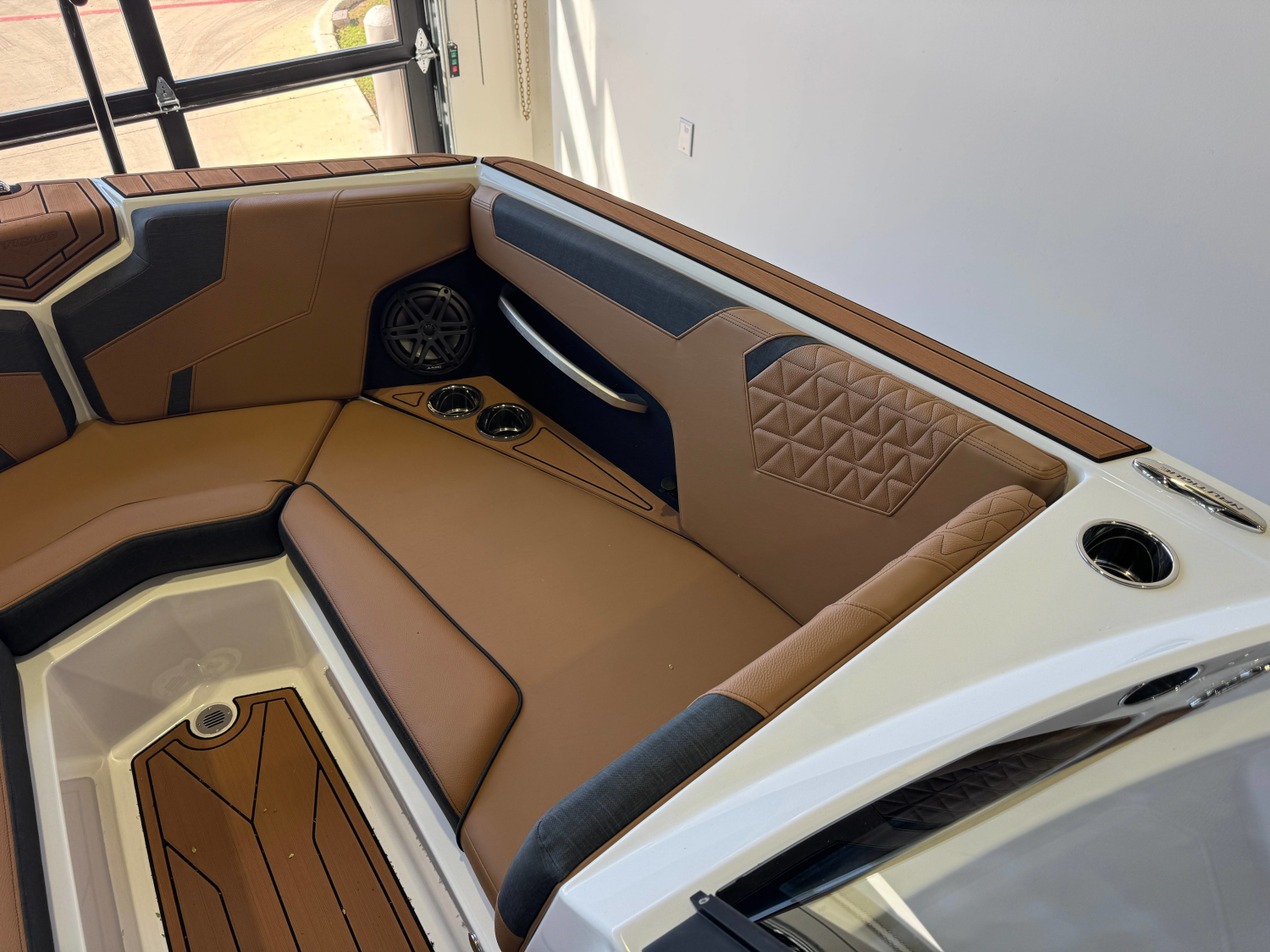 2027 Nautique Super Air Nautique GS24