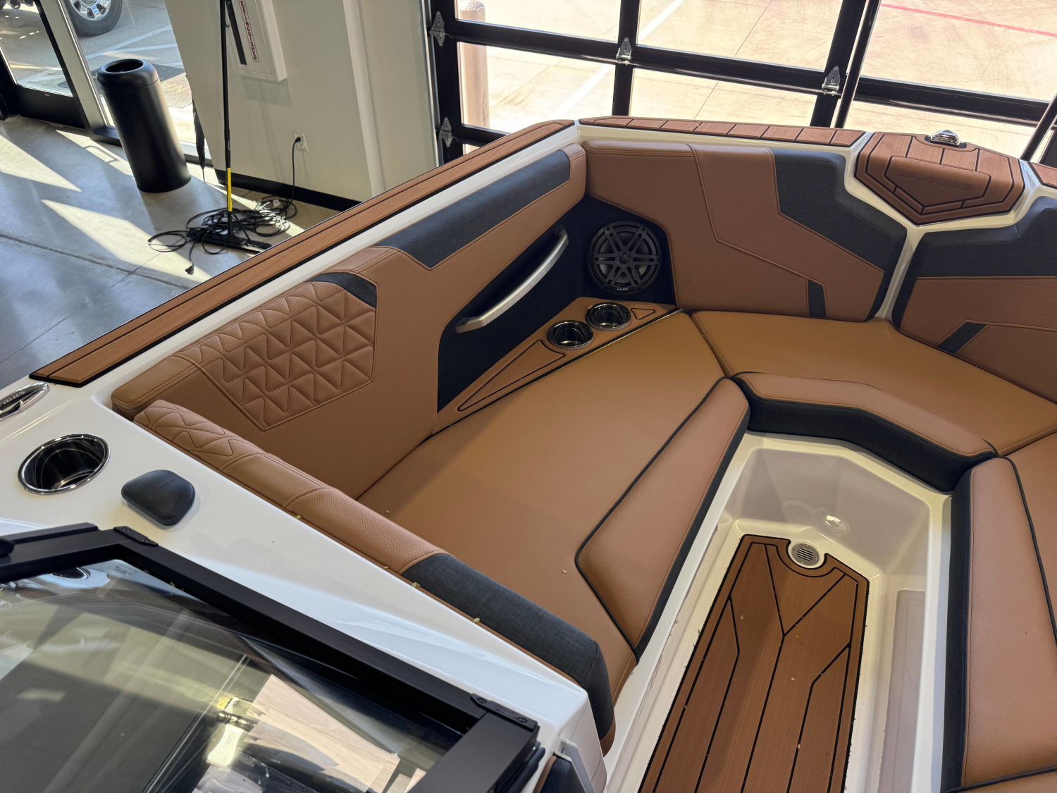 2027 Nautique Super Air Nautique GS24