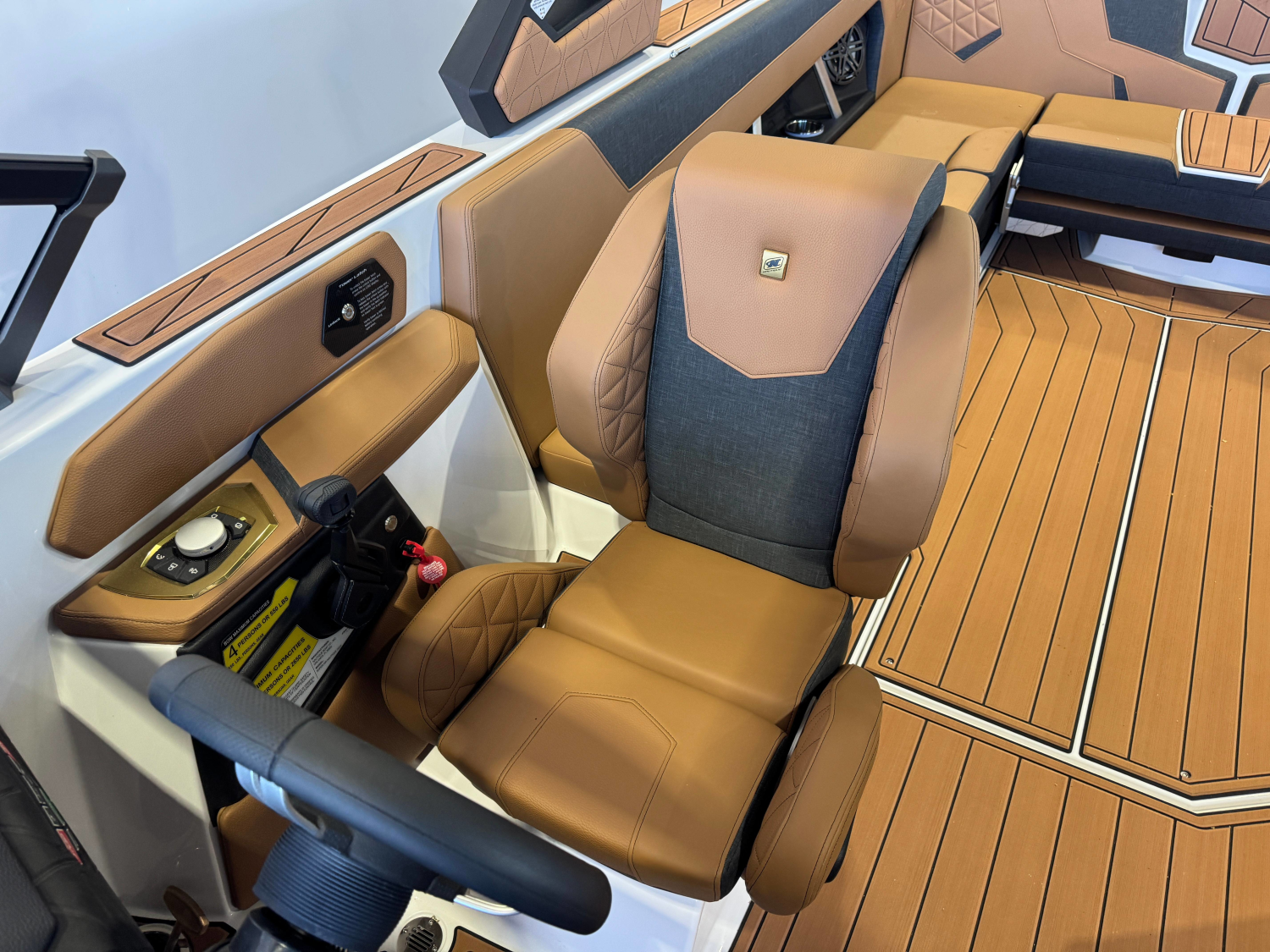 2027 Nautique Super Air Nautique GS24