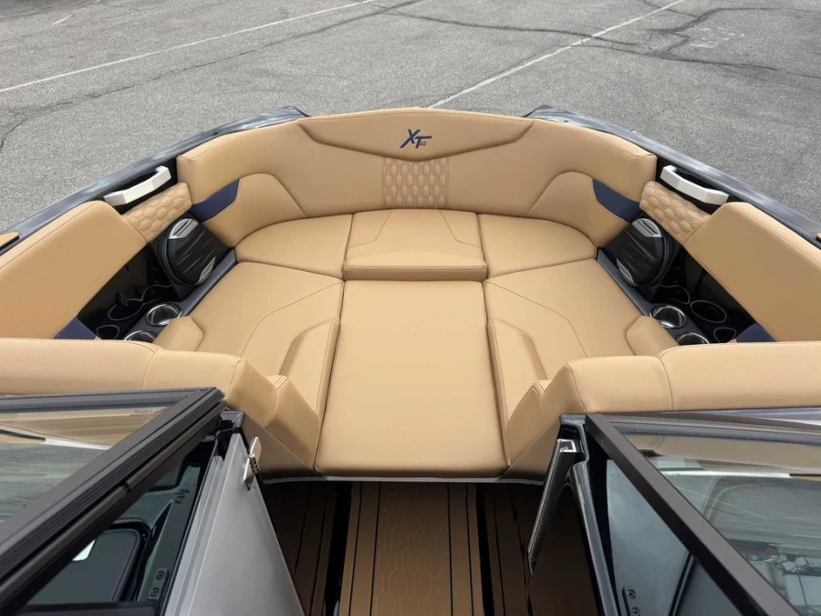 2027-mastercraft-xt22-146862-image14