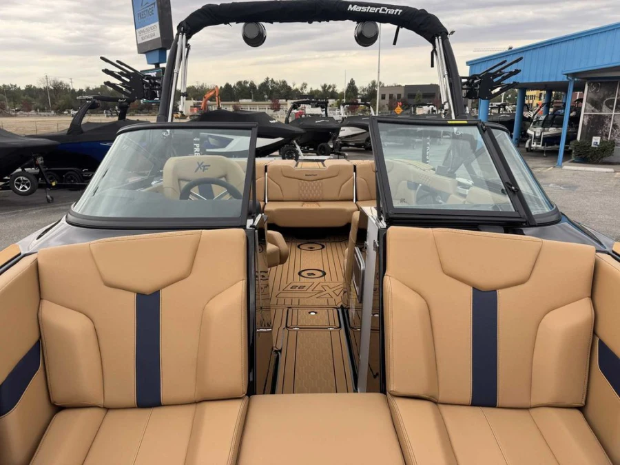 2027-mastercraft-xt22-146862-image15