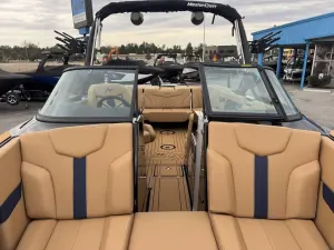 2027-mastercraft-xt22-146862-image15