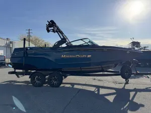 2027-mastercraft-xt22-146862-image5