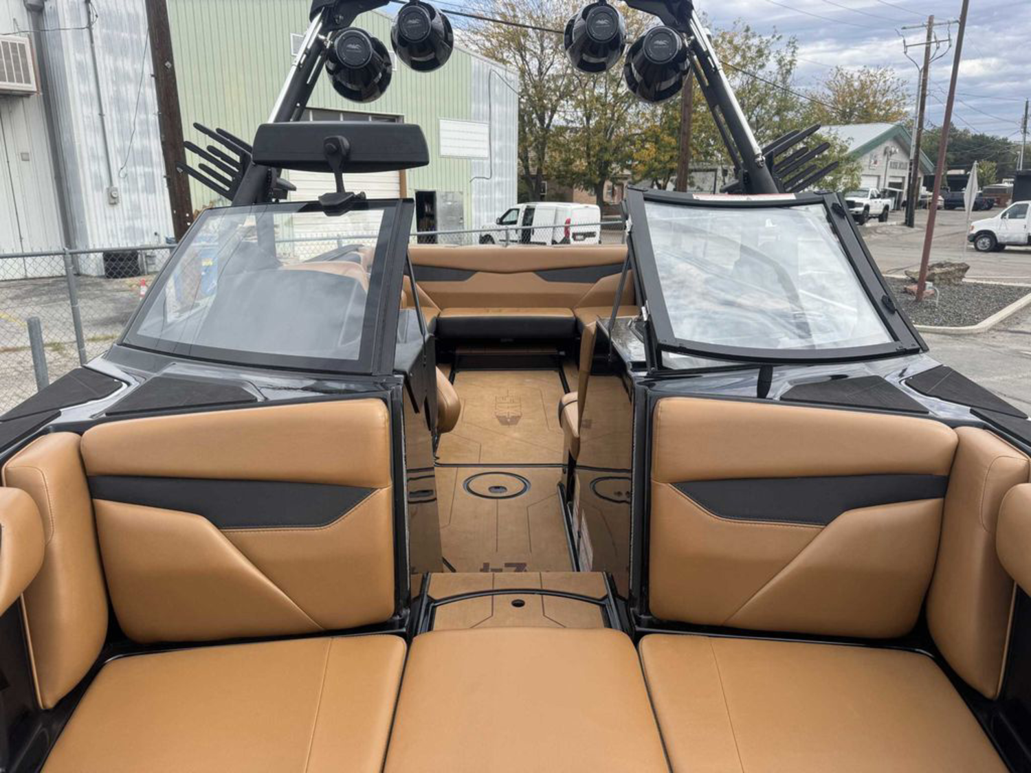 2021 Axis Wake Research A24