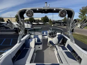 2019-mastercraft-x24-146865-image6