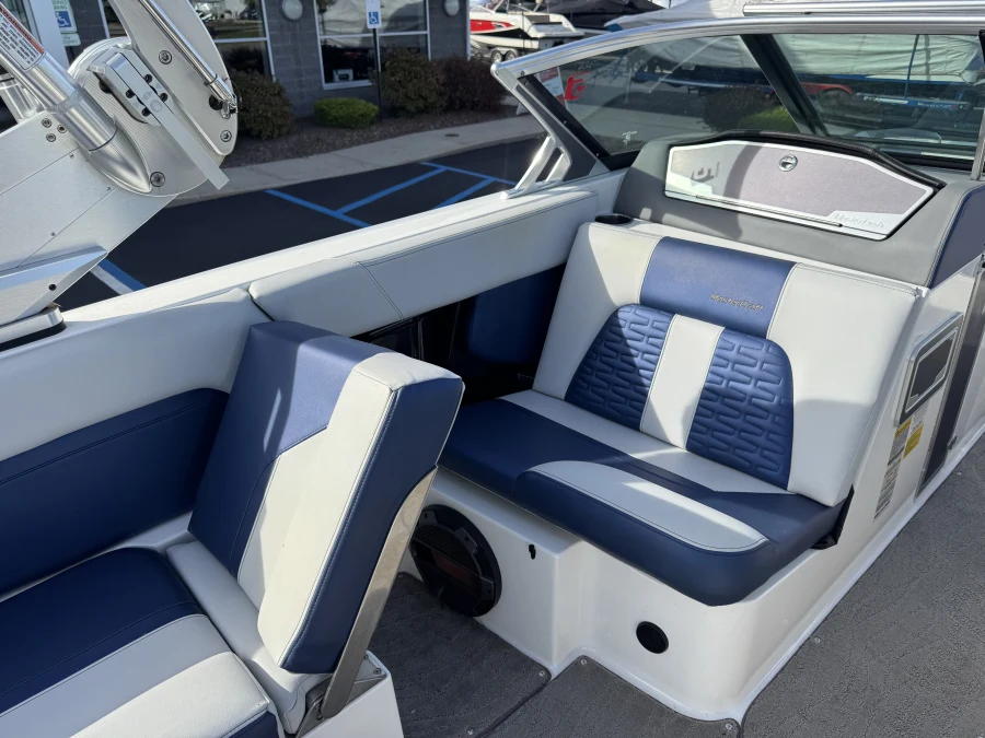 2019-mastercraft-x24-146865-image9
