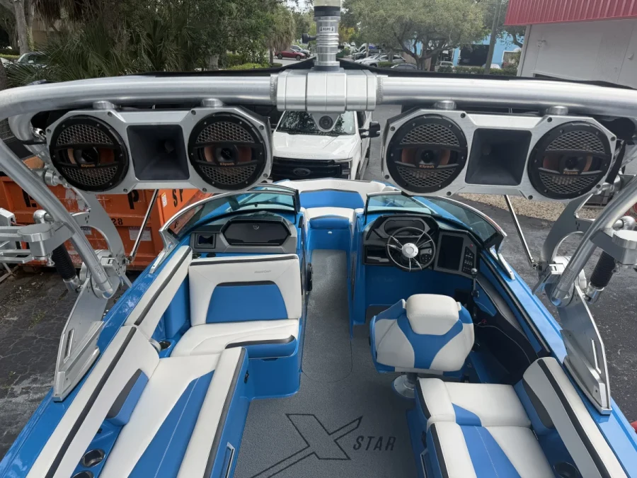 2018-mastercraft-x-star-146874-image1_100117.webp