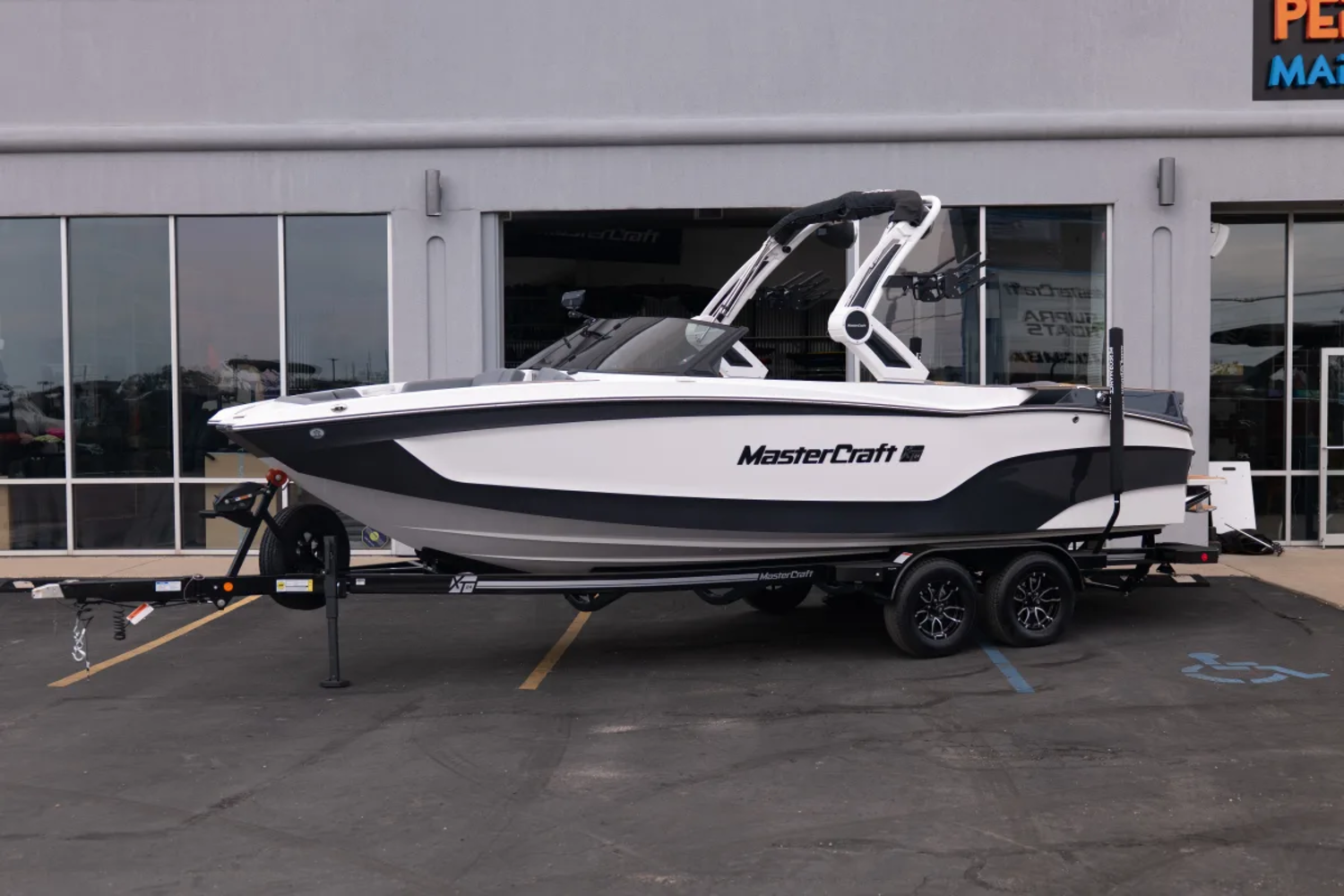 2026 MASTERCRAFT XT24 BIG DISCOUNT WARRANTY TRANSFER INCLUDED 