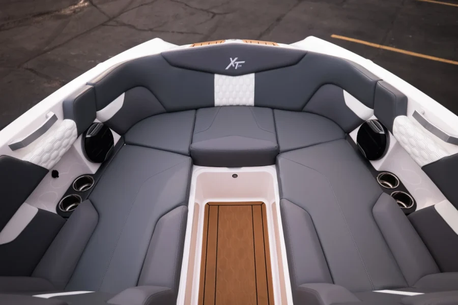 2026-mastercraft-xt24-146876-image20.webp