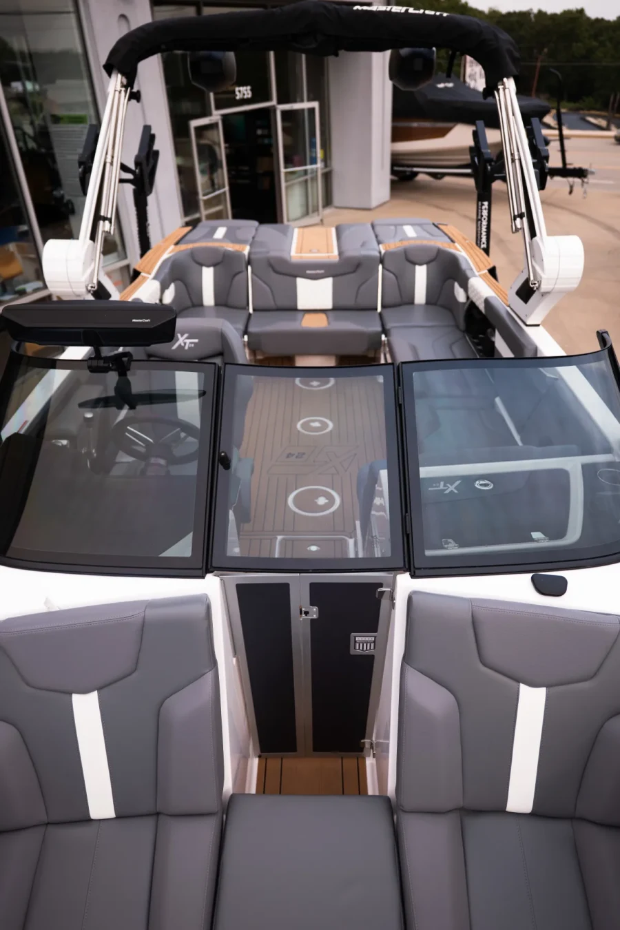 2026-mastercraft-xt24-146876-image22.webp
