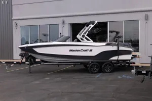 2026-mastercraft-xt24-146876-image3.webp