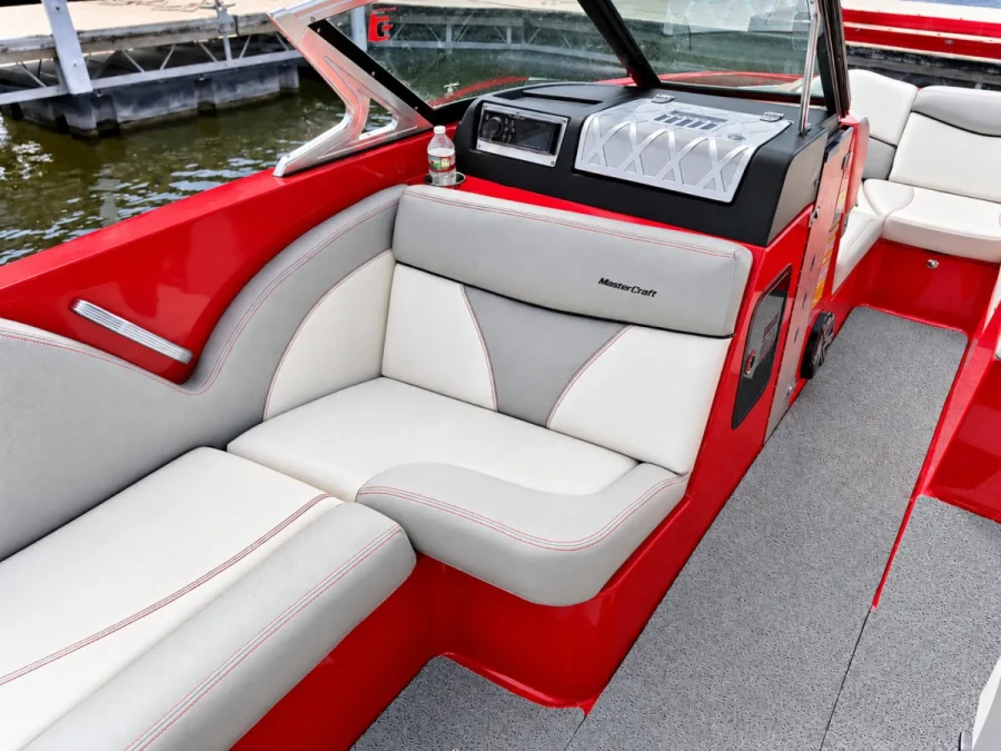 2016-mastercraft-x23-146878-image10.webp