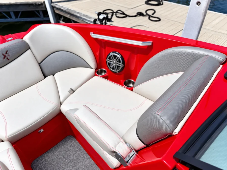 2016-mastercraft-x23-146878-image14.webp