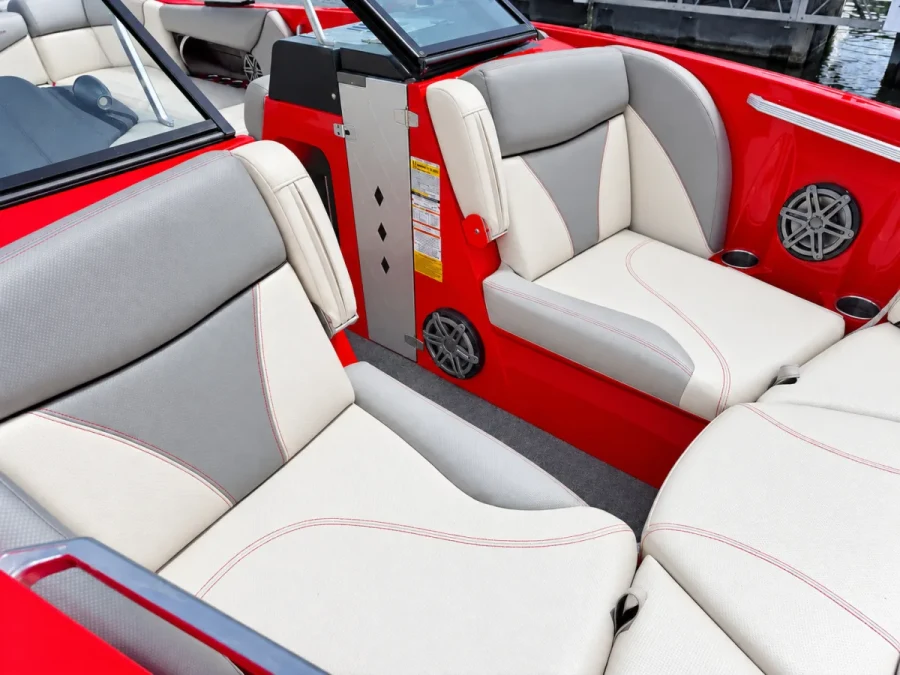 2016-mastercraft-x23-146878-image15.webp