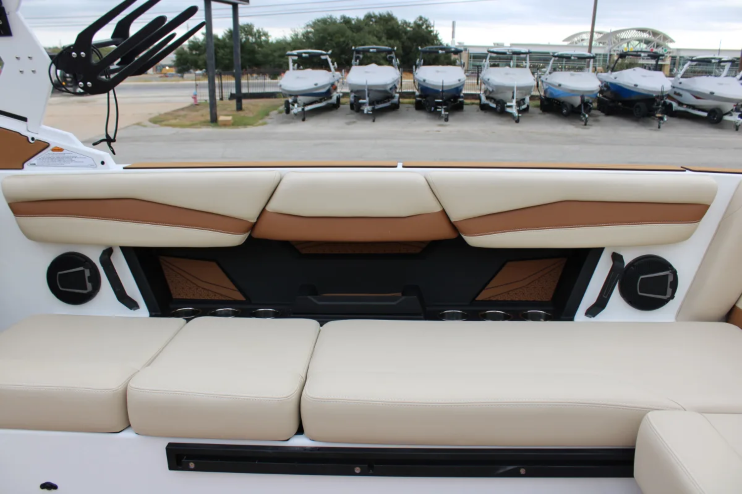 2027 Axis A245