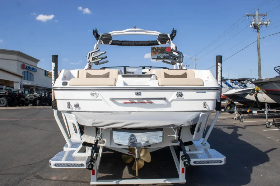 2027-malibu-wakesetter-23-lsv-146886-image2.webp