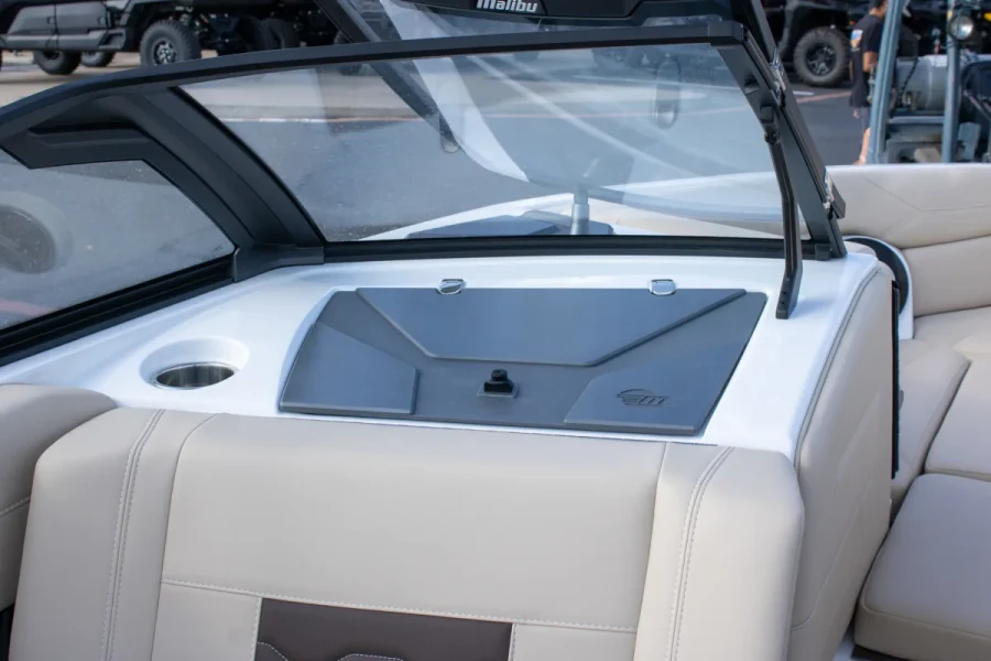 2027-malibu-wakesetter-23-lsv-146886-image23.webp