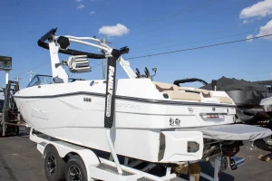 2027-malibu-wakesetter-23-lsv-146886-image4.webp