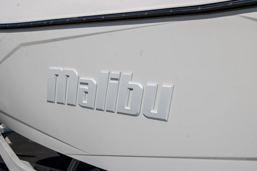 2027-malibu-wakesetter-23-lsv-146886-image9.webp