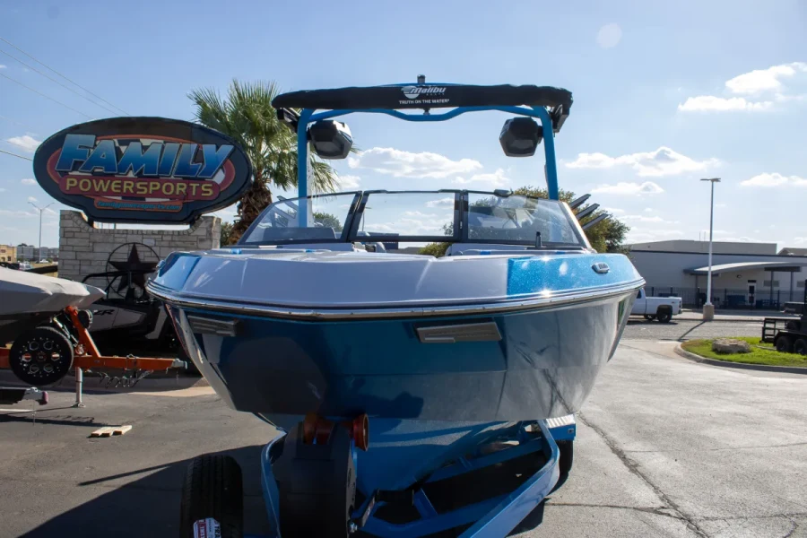 2027-malibu-wakesetter-23-lsv-146888-image2.webp