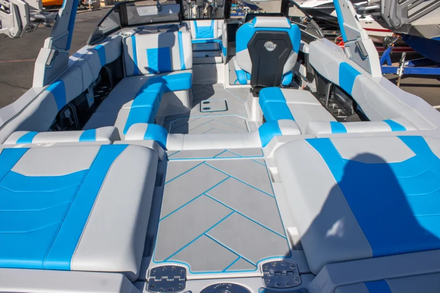 2027-malibu-wakesetter-23-lsv-146888-image8.webp