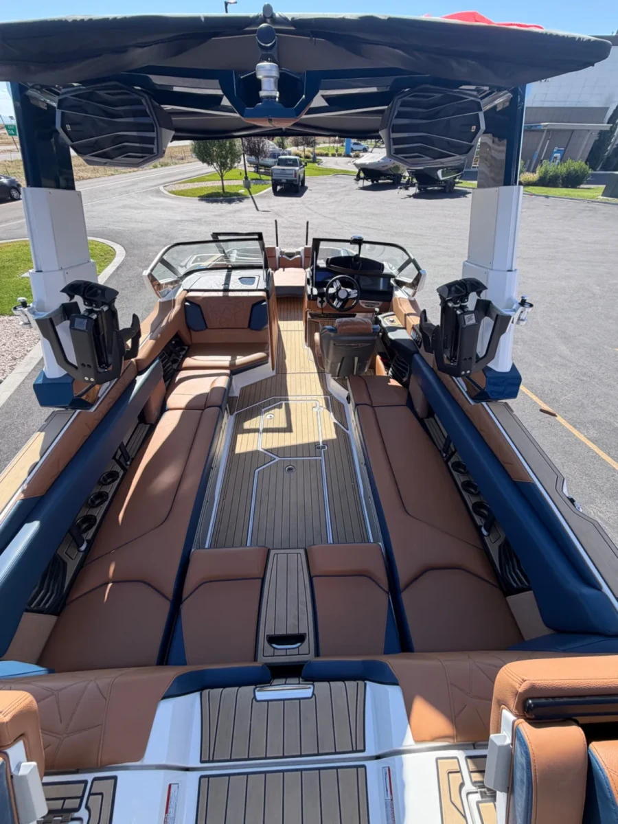2022-nautique-g25-paragon-146889-image7.webp