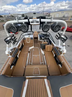 2016-nautique-g23-146890-image0.webp
