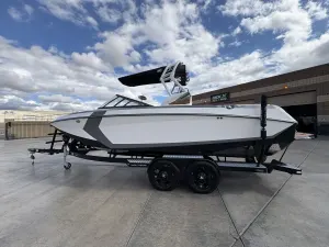 2016-nautique-g23-146890-image13.webp