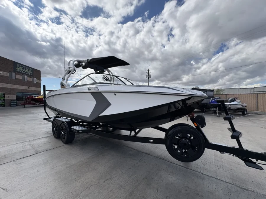 2016-nautique-g23-146890-image15.webp