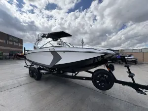 2016-nautique-g23-146890-image15.webp