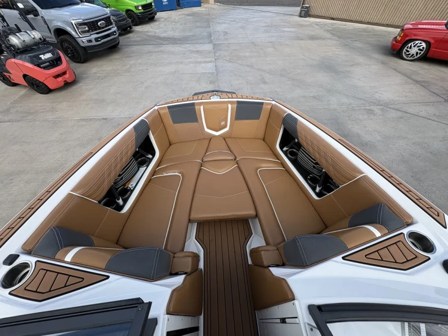 2016-nautique-g23-146890-image2.webp