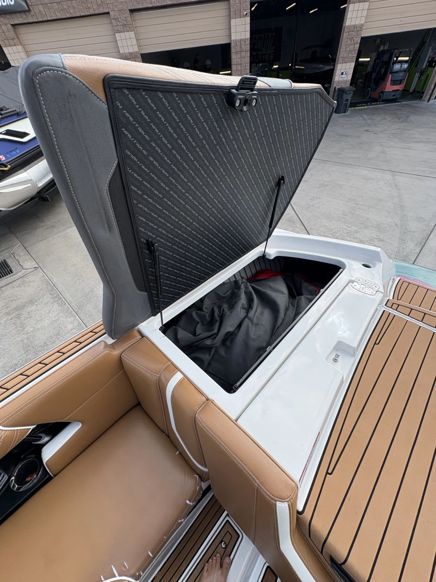  Super Air Nautique G23