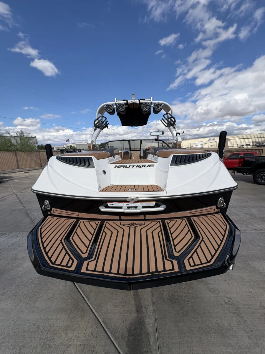 2016-nautique-g23-146890-image9.webp