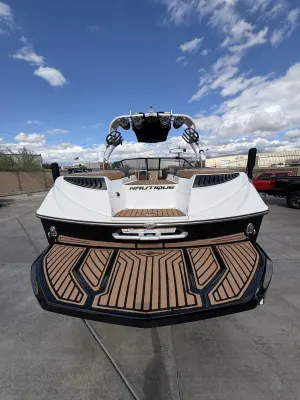 2016-nautique-g23-146890-image9.webp