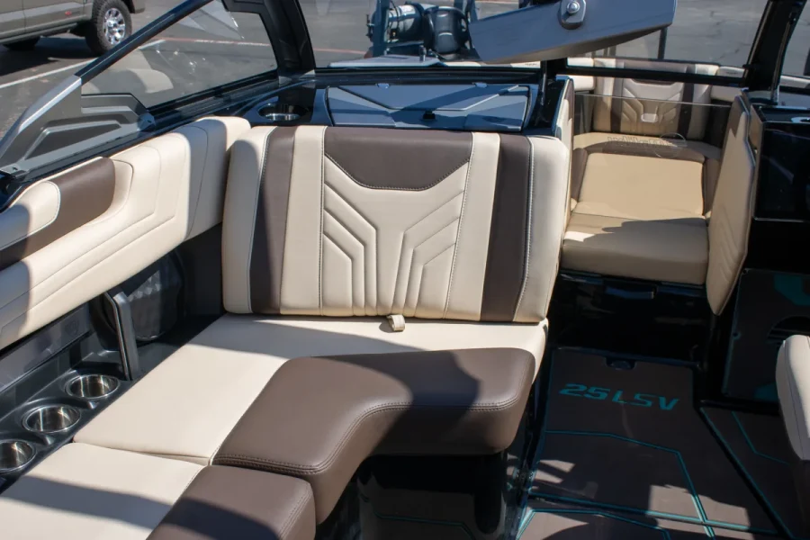 2027-malibu-wakesetter-25-lsv-146895-image16.webp