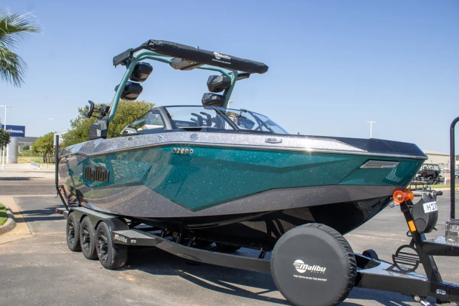 2027-malibu-wakesetter-25-lsv-146895-image3.webp