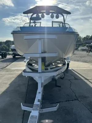 2018-nautique-g23-146900-image3.webp