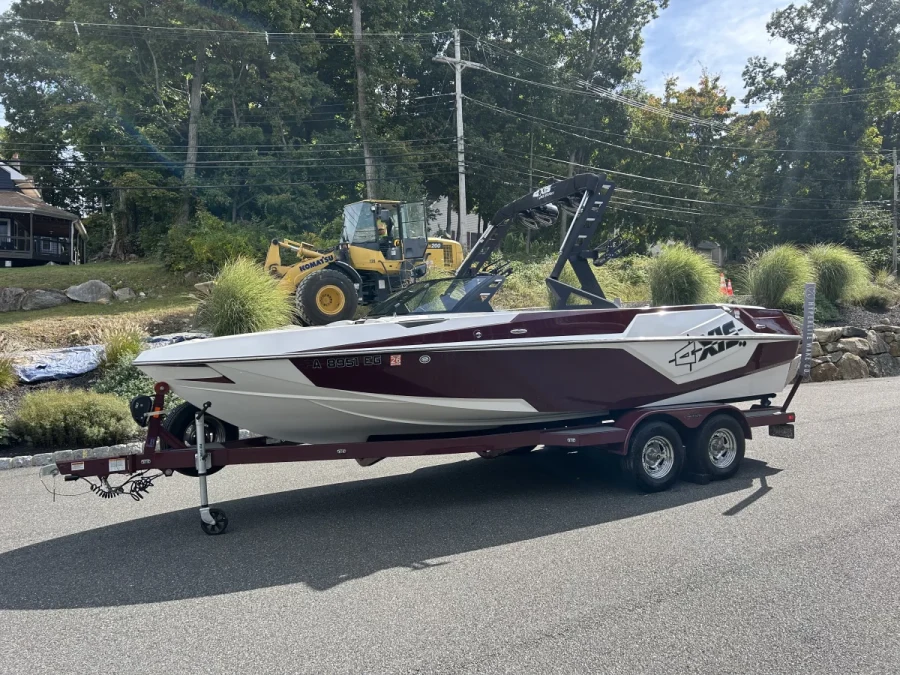2018-axis-t22-146901-image1.webp