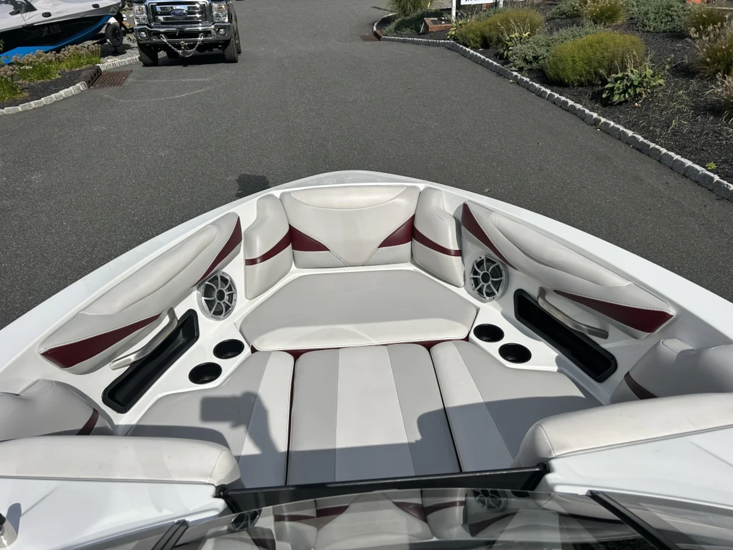 SUPER CLEAN 2018 AXIS T22