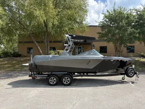 2020-nautique-super-air-nautique-230-146903-image1.webp