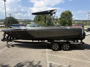 2020-nautique-super-air-nautique-230-146903-image4.webp