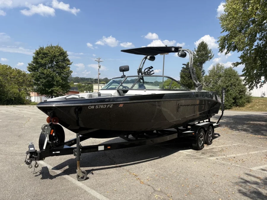 2020-nautique-super-air-nautique-230-146903-image5.webp