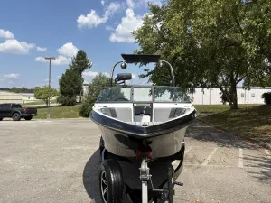 2020-nautique-super-air-nautique-230-146903-image7.webp