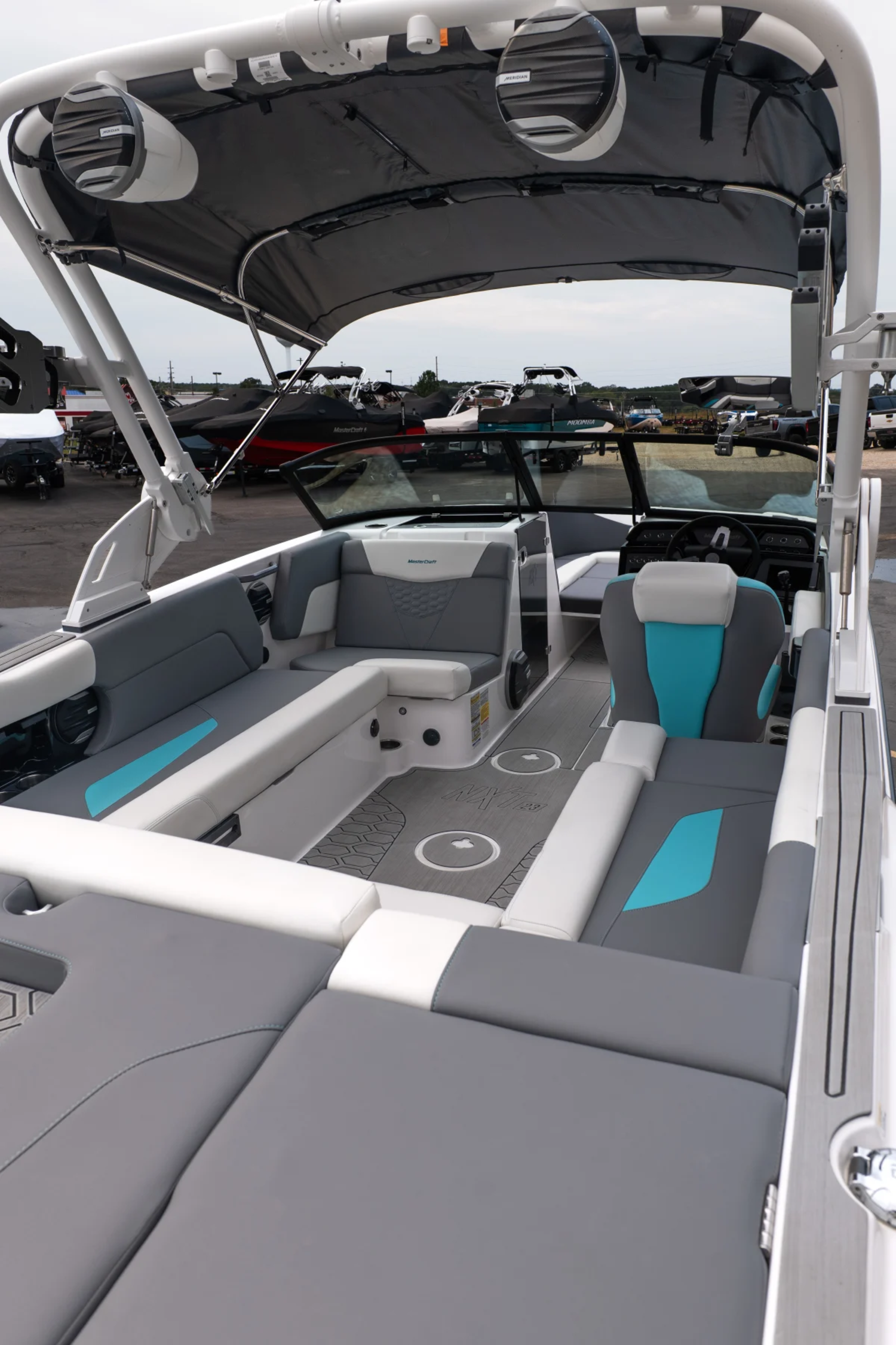 2026 MASTERCRAFT NXT23 WITH 6.2L GDI UPGRADE 