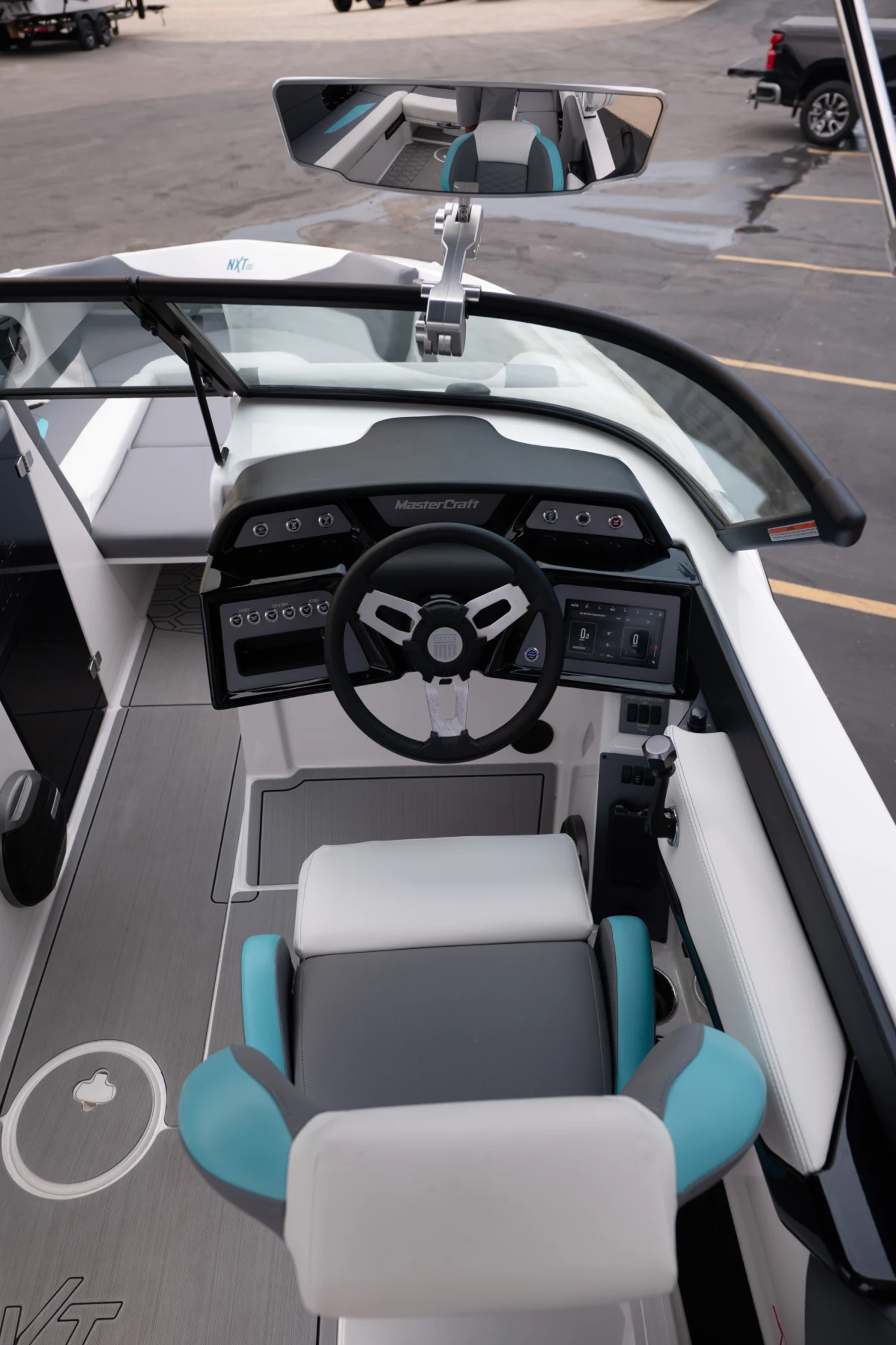 2026 MASTERCRAFT NXT23 WITH 6.2L GDI UPGRADE 