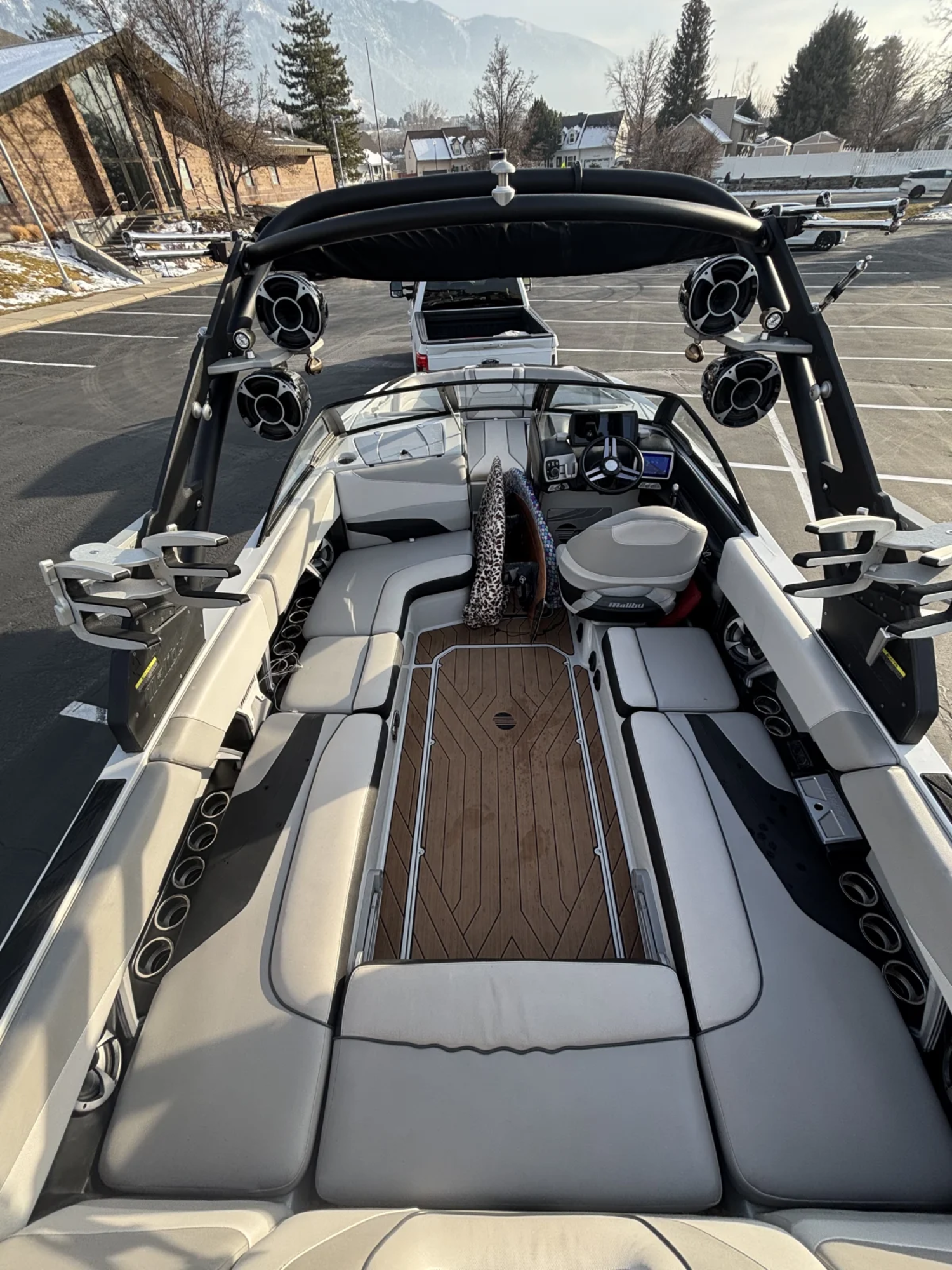 2017 Malibu Boats Wakesetter 24 MXZ