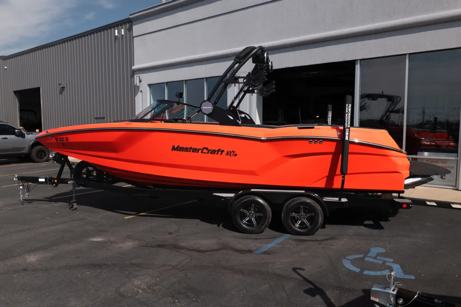 2025 MASTERCRAFT NXT24 ONLY 99HRS 1 OWNER SUNSET 