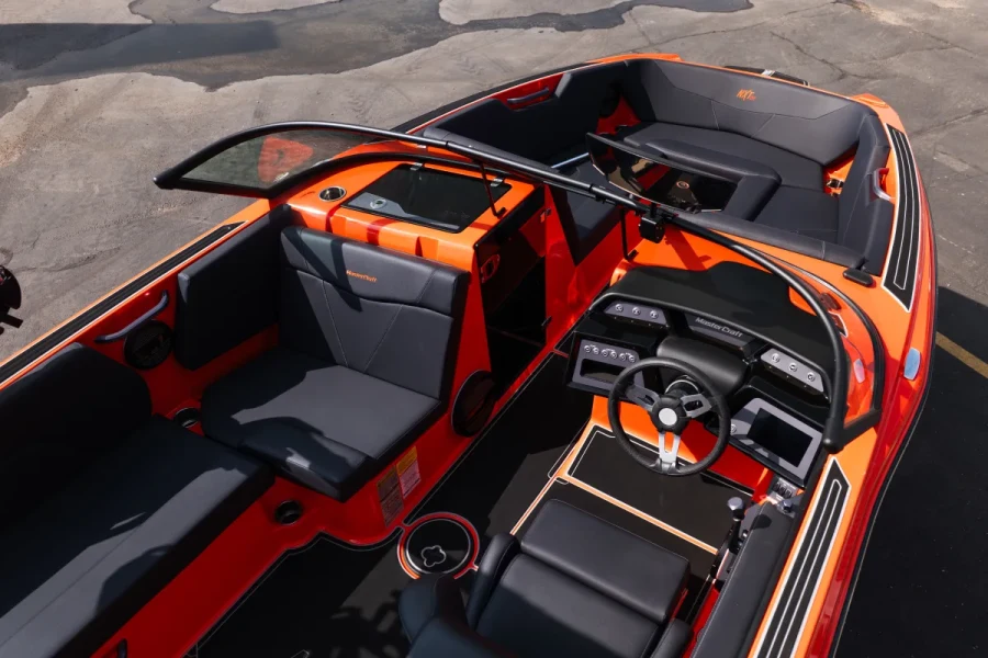 2025-mastercraft-nxt24-146915-image8.webp